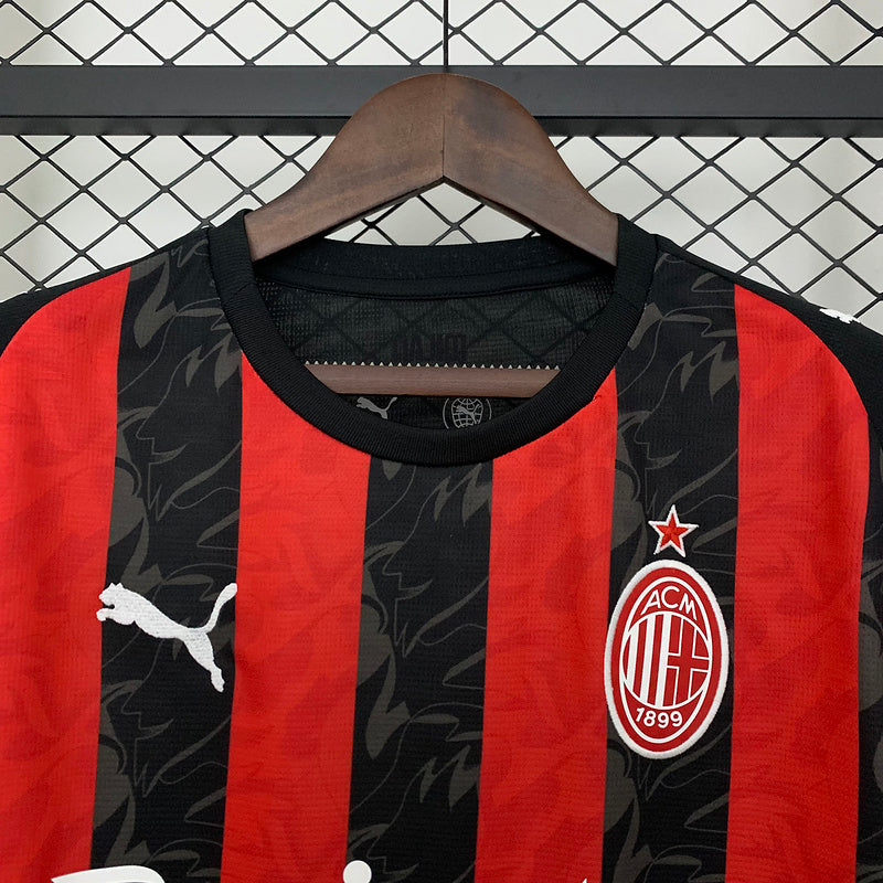 Milan Titular 25/26