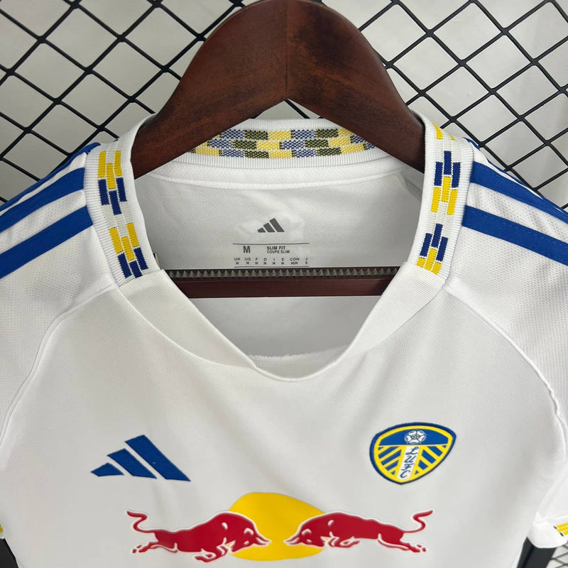 Leeds Titular 25/26