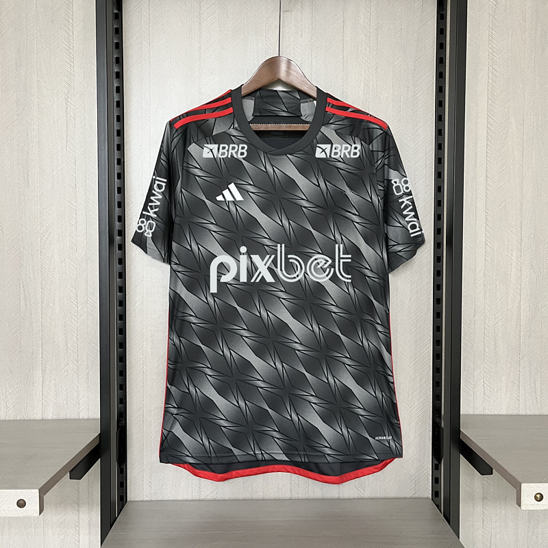 Flamengo Third 24/25 com patrocínio