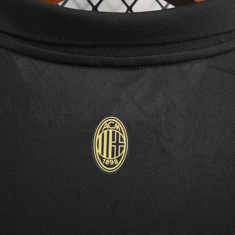 Milan Edição Especial Preta